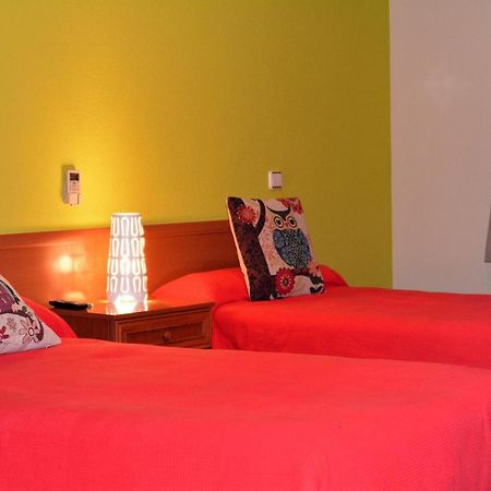 Hostal Gastrobar Carmelo Villarejo de Salvanés 外观 照片
