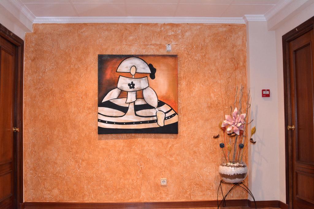 Hostal Gastrobar Carmelo Villarejo de Salvanés 外观 照片