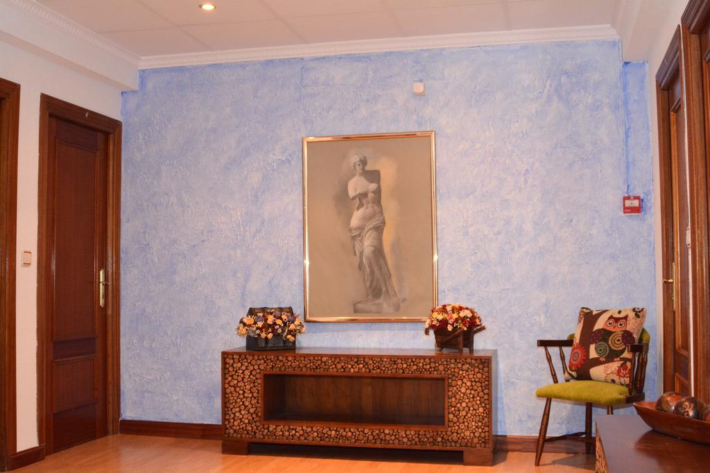 Hostal Gastrobar Carmelo Villarejo de Salvanés 外观 照片